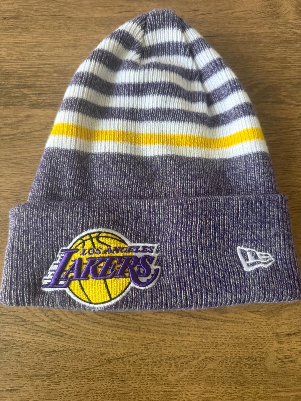 New Era LA Lakers Striped Cuffed Knit Beanie
